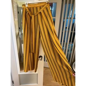 Wide leg pants